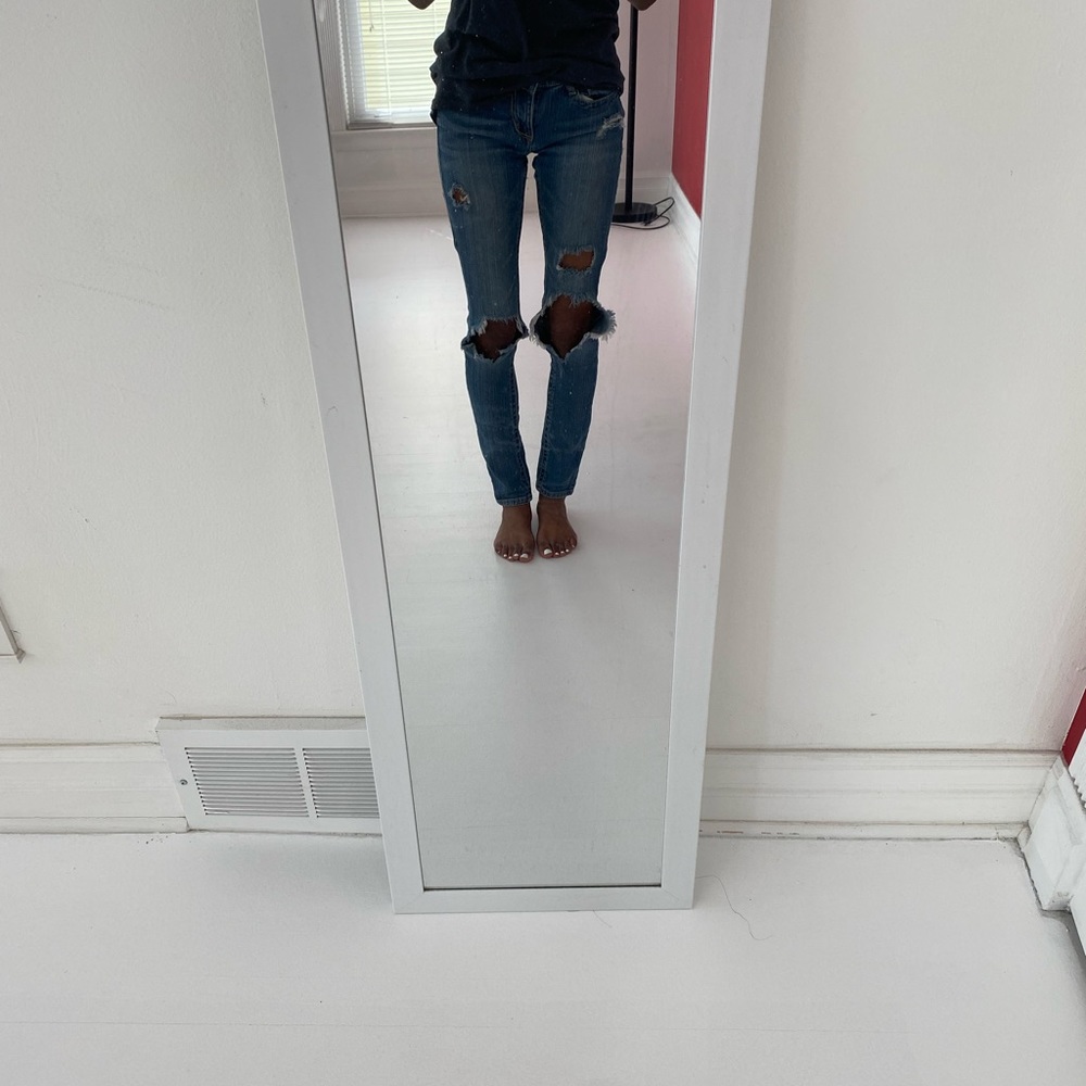 Jeans - Picture 2 of 3
